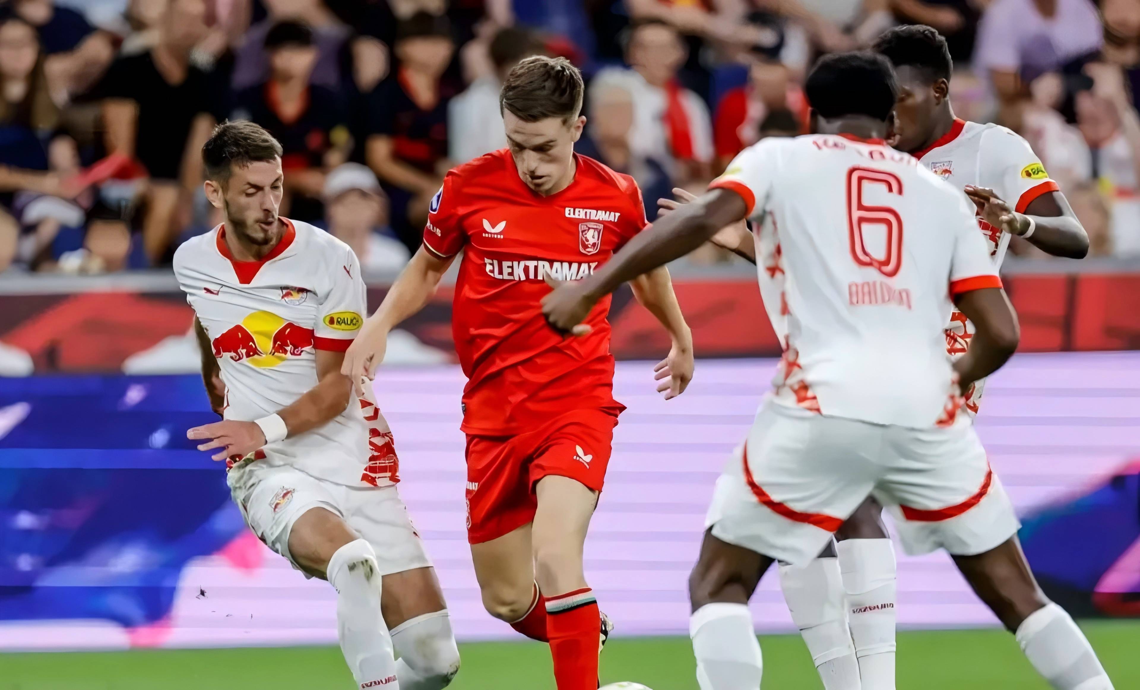 英格兰大胜捷克,获得欧锦赛强资格 英格兰大胜捷克,获得欧锦赛强资格